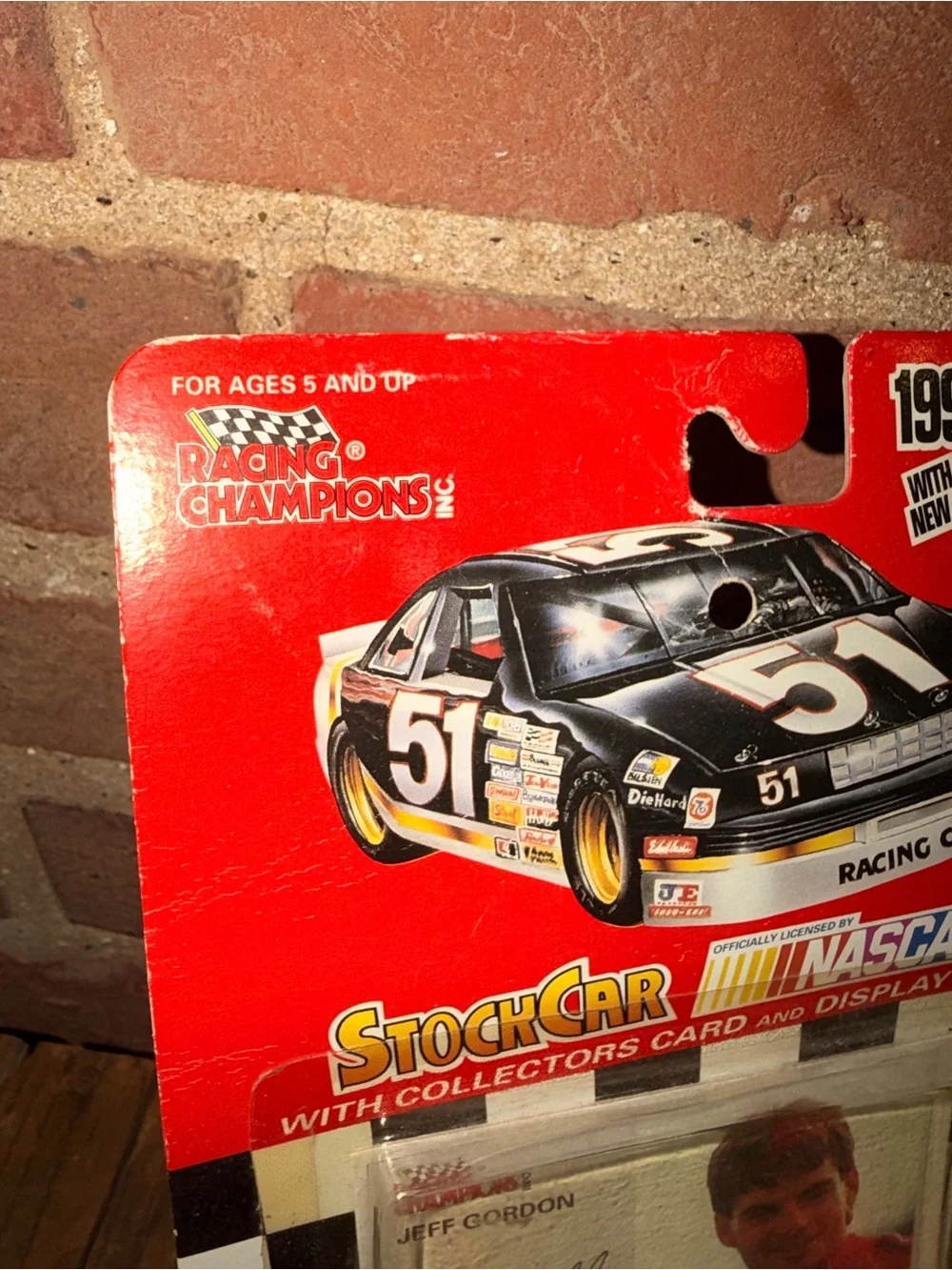 Jeff Gordon NASCAR #24 Championship Racing Car Toy Truck Key Chain 1995